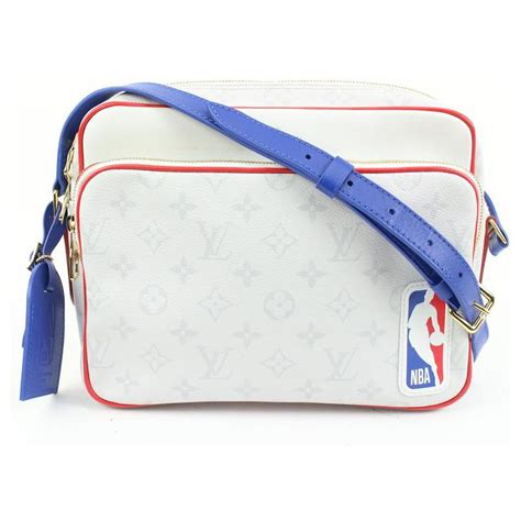 borsa lv tracolla|Borsa a Tracolla Louis Vuitton Double V Crema Monogram .